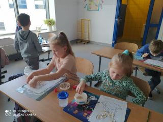 kolorowy %%C5%%9Bwiat 6 s2